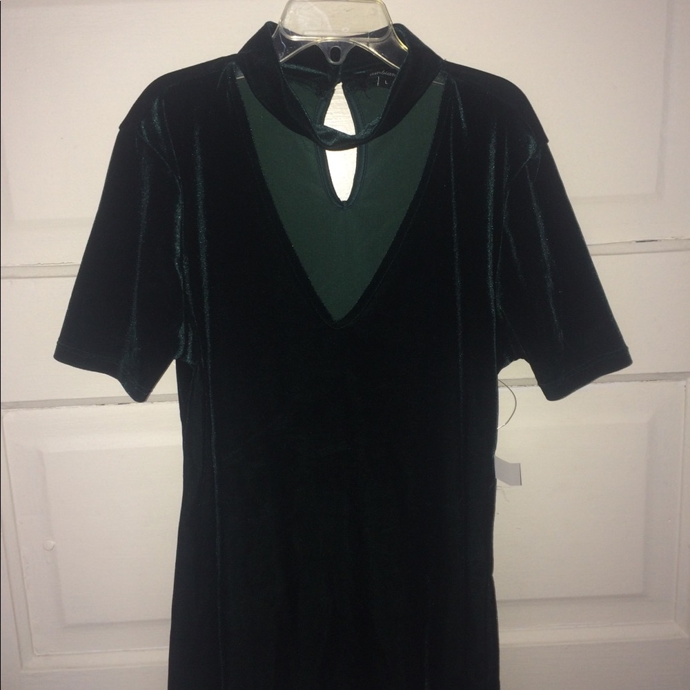 Green velvet top